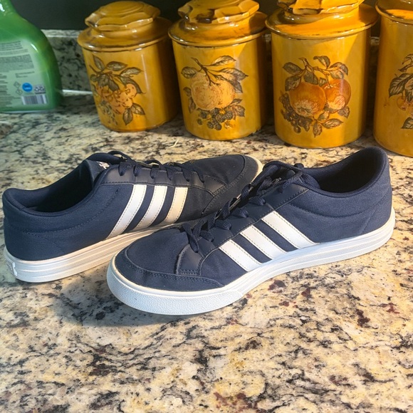 ADIDAS♦️MENS SNEAKER - Picture 12 of 14